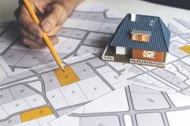 © ronstik - stock.adobe.com Grundstückspläne